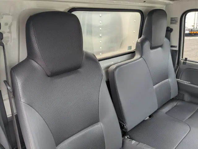 いすゞ エルフ TKG-NKS85AN(2WD)の写真36