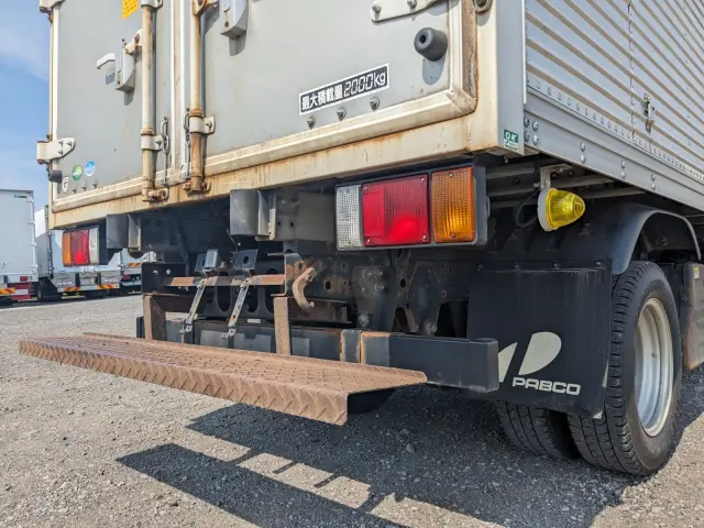 いすゞ エルフ TKG-NKS85AN(2WD)の写真6