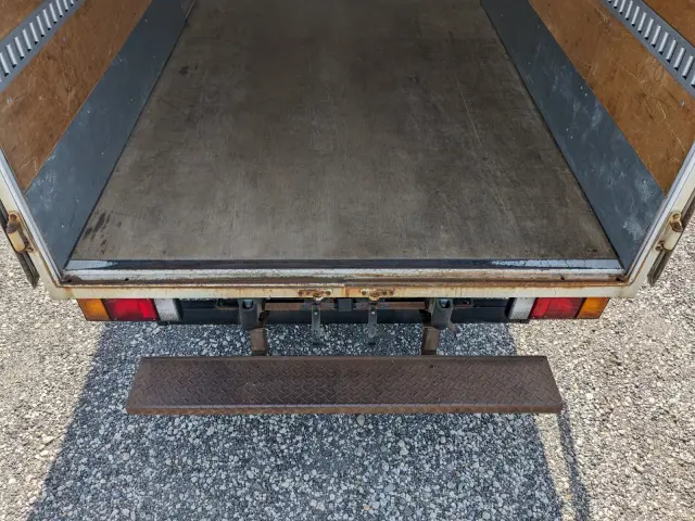 いすゞ エルフ TKG-NKS85AN(2WD)の写真9