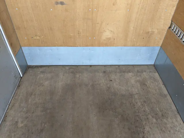 いすゞ エルフ TKG-NKS85AN(2WD)の写真14