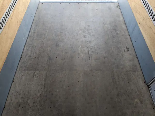 いすゞ エルフ TKG-NKS85AN(2WD)の写真16