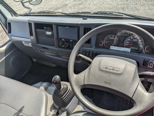 いすゞ エルフ TKG-NKS85AN(2WD)の写真36