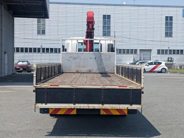 いすゞ フォワード 2PG-FRR90S1(2WD)の写真9