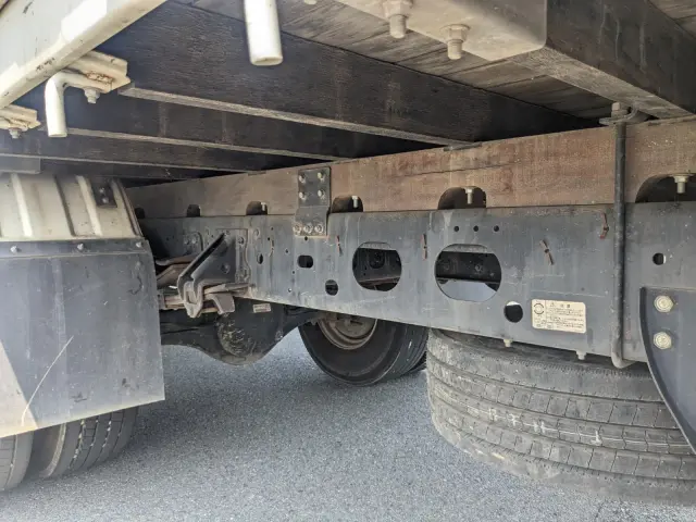 いすゞ フォワード 2PG-FRR90S1(2WD)の写真10