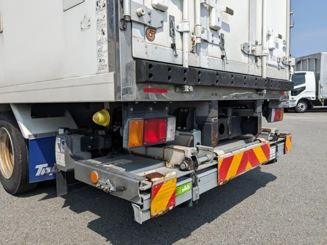 いすゞ エルフ TPG-NPR85AN(2WD)の写真6