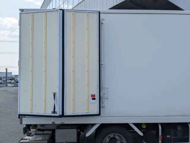 いすゞ エルフ TPG-NPR85AN(2WD)の写真15