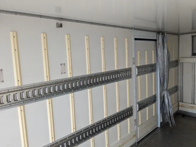 いすゞ エルフ TPG-NPR85AN(2WD)の写真27