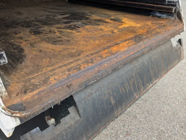 いすゞ フォワード 2PG-FRR90S1(2WD)の写真17