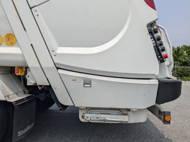 いすゞ フォワード 2PG-FRR90S1(2WD)の写真24