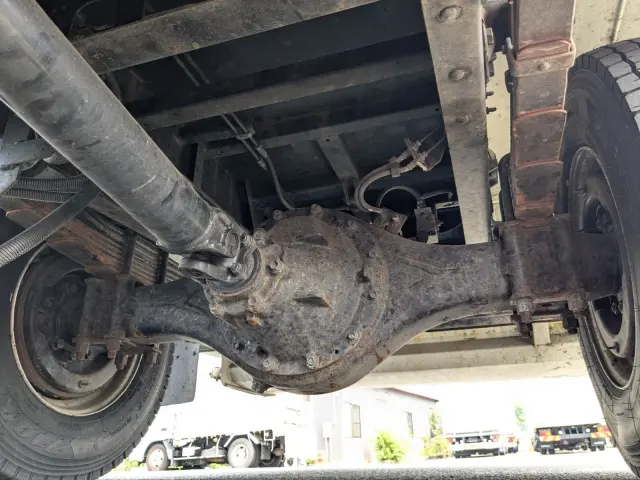 いすゞ フォワード 2PG-FRR90S1(2WD)の写真25