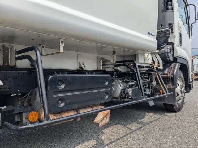 いすゞ フォワード 2PG-FRR90S1(2WD)の写真29