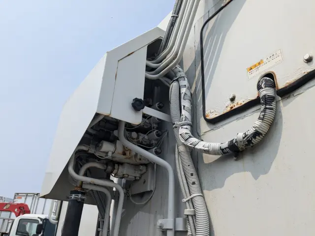 いすゞ フォワード 2PG-FRR90S1(2WD)の写真37