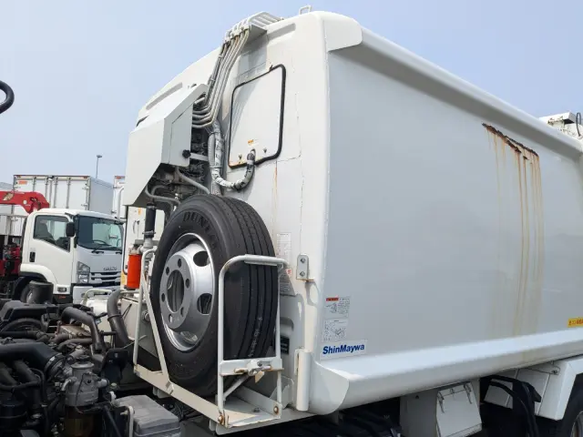 いすゞ フォワード 2PG-FRR90S1(2WD)の写真39