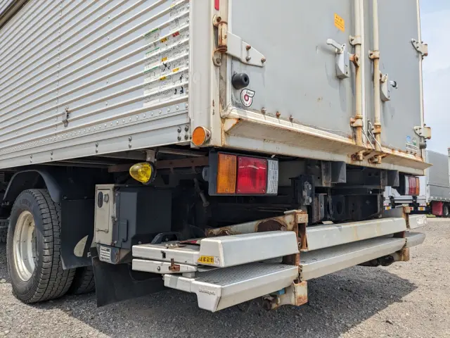 いすゞ エルフ TKG-NPS85AN(4WD)の写真8