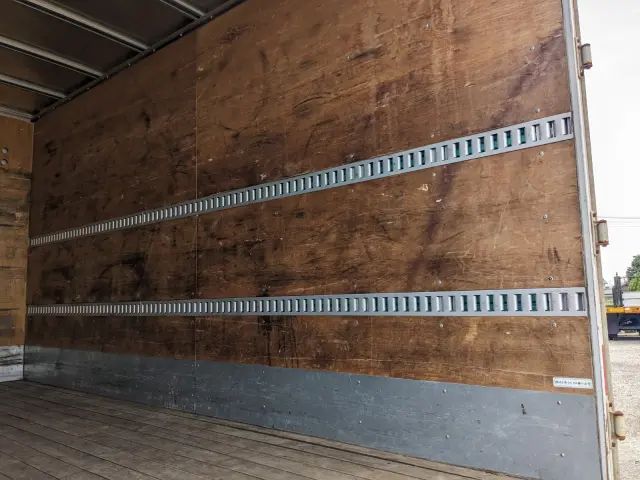 いすゞ エルフ TKG-NPS85AN(4WD)の写真22