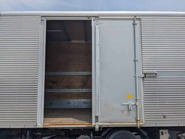 いすゞ エルフ TKG-NPS85AN(4WD)の写真31