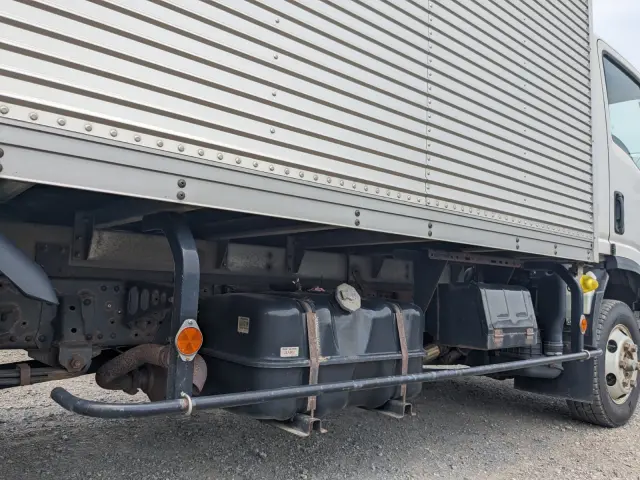 いすゞ エルフ TKG-NPS85AN(4WD)の写真36