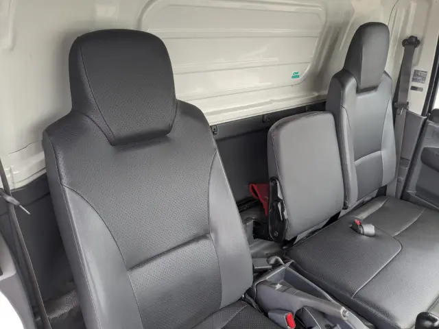 いすゞ エルフ TKG-NPS85AN(4WD)の写真40