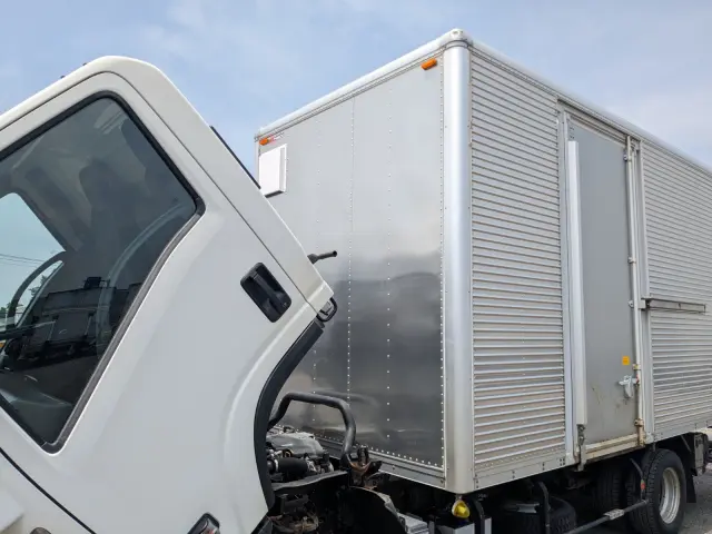 いすゞ エルフ TKG-NPS85AN(4WD)の写真44