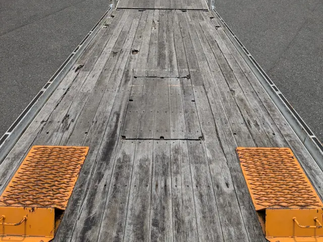 いすゞ フォワード TKG-FRR90S1(2WD)の写真15