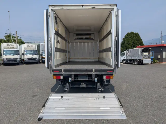 日野 デュトロ TPG-XZU712M(2WD)の写真9