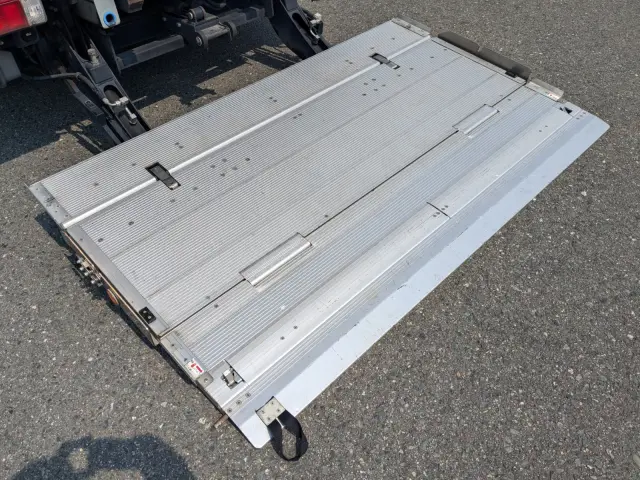 日野 デュトロ TPG-XZU712M(2WD)の写真10