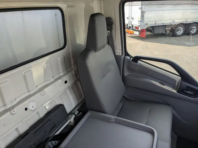 日野 デュトロ TPG-XZU712M(2WD)の写真37