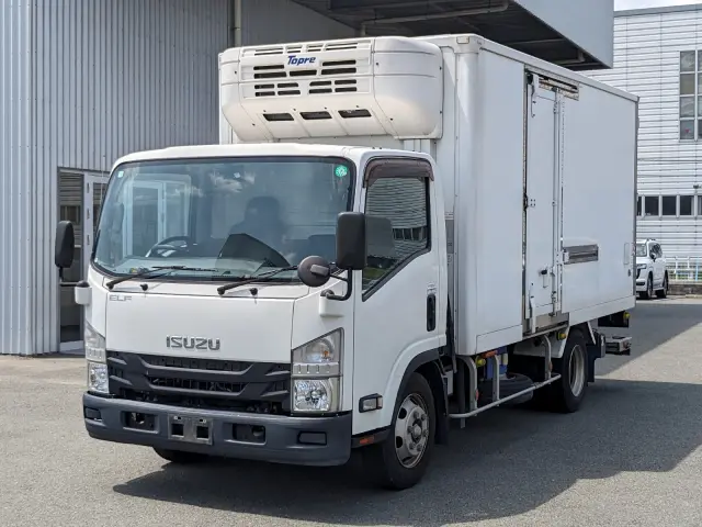 いすゞ エルフ TPG-NPR85AN(2WD)の写真1