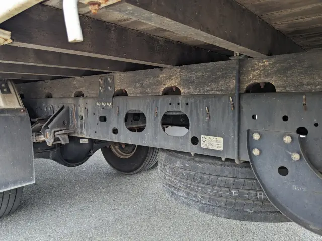 いすゞ フォワード 2PG-FRR90S1(2WD)の写真10