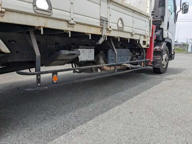 いすゞ フォワード 2PG-FRR90S1(2WD)の写真14