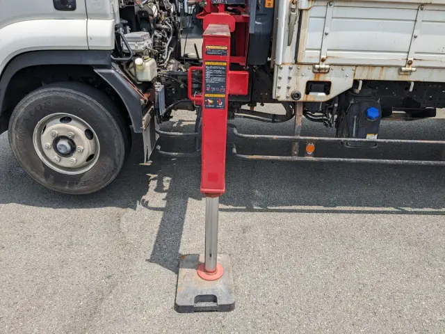 いすゞ フォワード 2PG-FRR90S1(2WD)の写真31