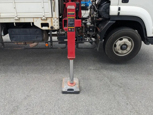 いすゞ フォワード 2PG-FRR90S1(2WD)の写真32