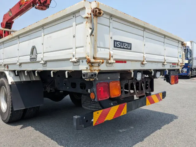 いすゞ フォワード 2PG-FRR90S1(2WD)の写真6