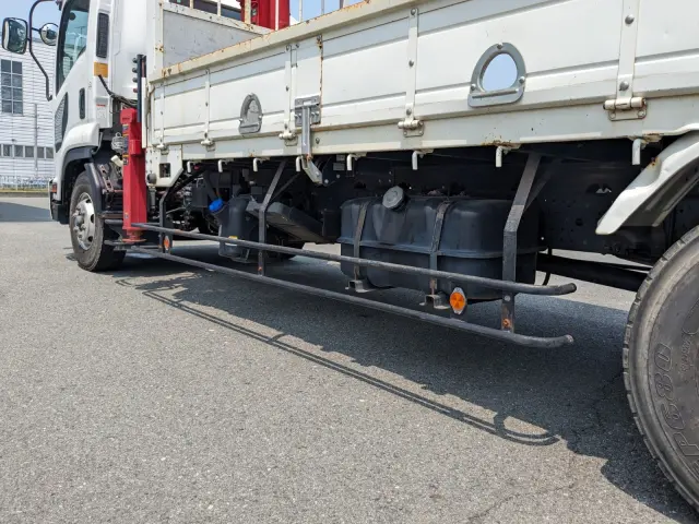 いすゞ フォワード 2PG-FRR90S1(2WD)の写真11