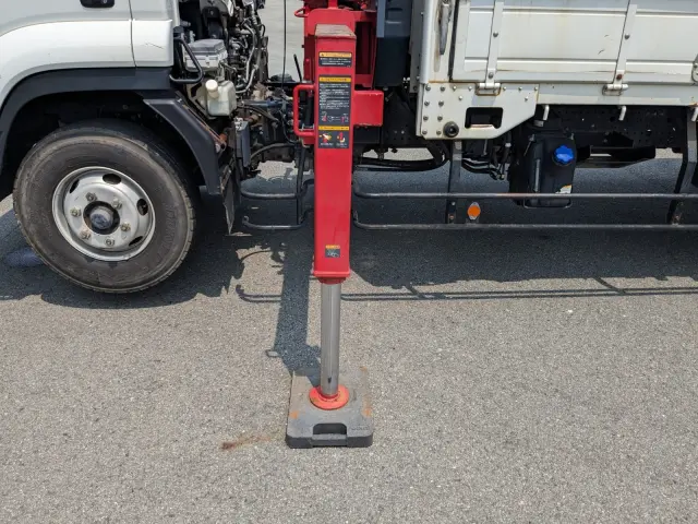 いすゞ フォワード 2PG-FRR90S1(2WD)の写真31