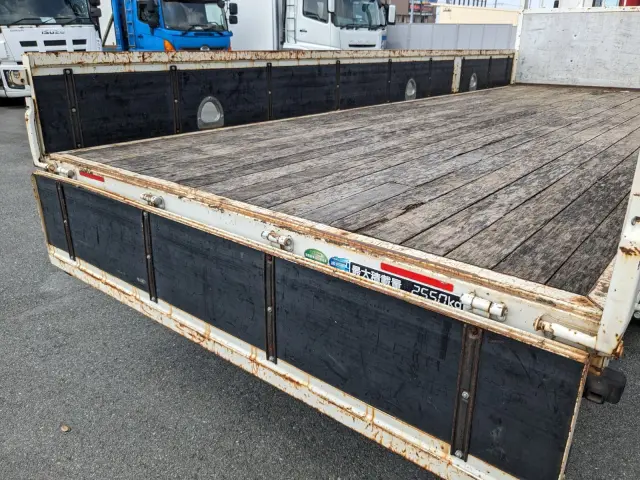 いすゞ フォワード 2PG-FRR90S1(2WD)の写真14