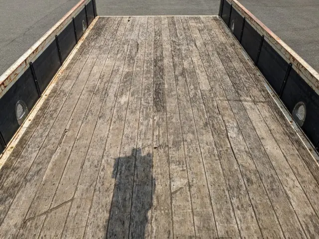 いすゞ フォワード 2PG-FRR90S1(2WD)の写真19