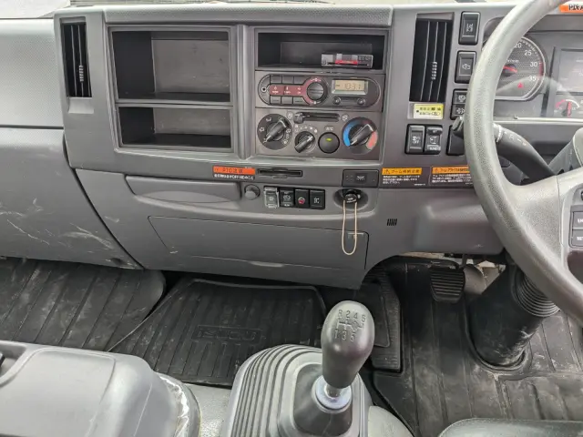いすゞ フォワード 2PG-FRR90S1(2WD)の写真28