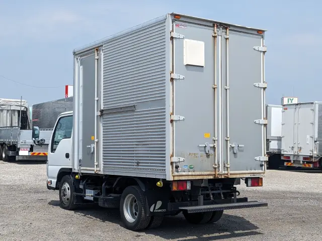 いすゞ エルフ TKG-NKS85AN(4WD)の写真3