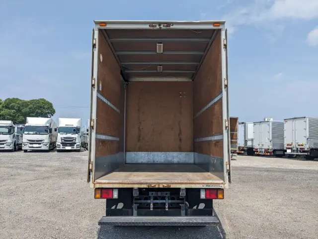 いすゞ エルフ TKG-NKS85AN(4WD)の写真9