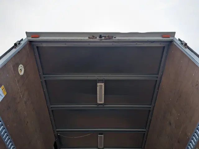 いすゞ エルフ TKG-NKS85AN(4WD)の写真10