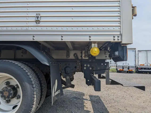 いすゞ エルフ TKG-NKS85AN(4WD)の写真21