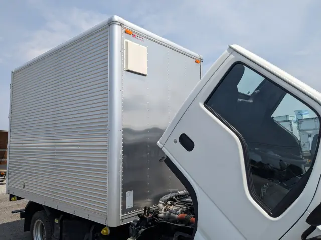 いすゞ エルフ TKG-NKS85AN(4WD)の写真44