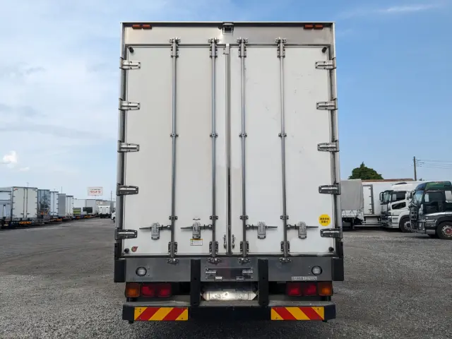 日野 プロフィア 2DG-FW1AHJ(8x4)の写真6