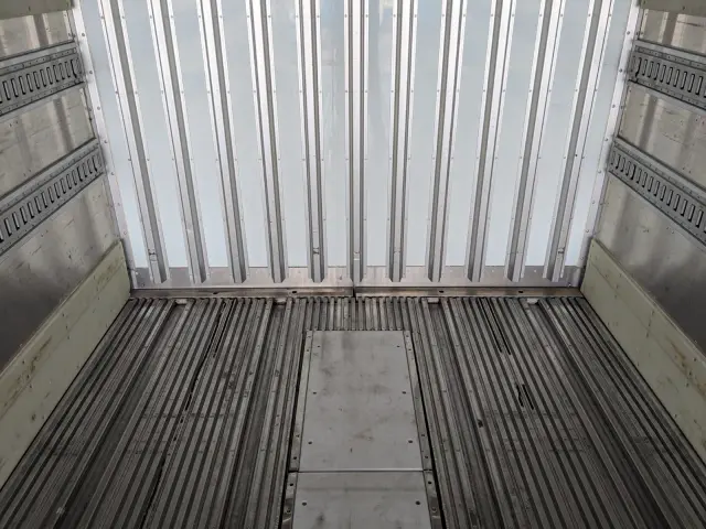 日野 プロフィア 2DG-FW1AHJ(8x4)の写真15