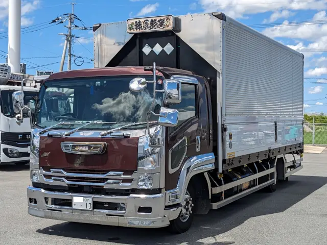 いすゞ フォワード TKG-FRR90T2(2WD)の写真1