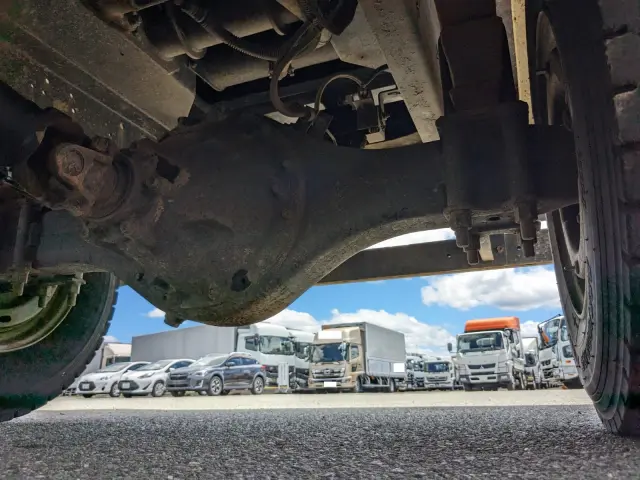 いすゞ フォワード TKG-FRR90S1(2WD)の写真10