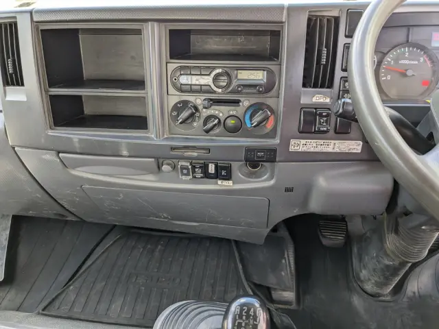 いすゞ フォワード TKG-FRR90S1(2WD)の写真33
