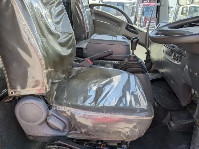 いすゞ フォワード TKG-FRR90S1(2WD)の写真35