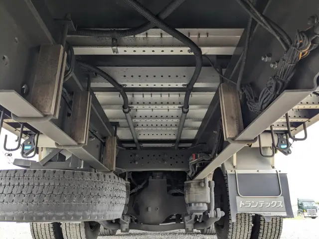 UD クオン 2PG-CG5CA(8x4)の写真37